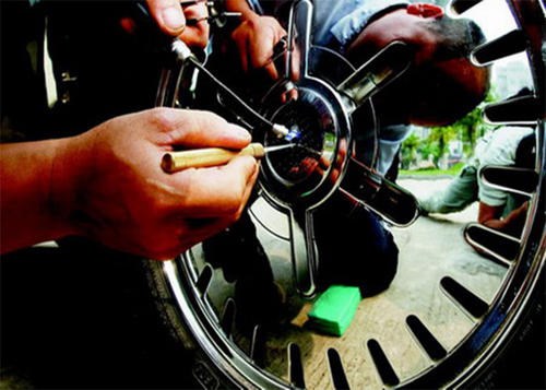 淄博配備汽車鑰匙（上門換鎖公司電話）