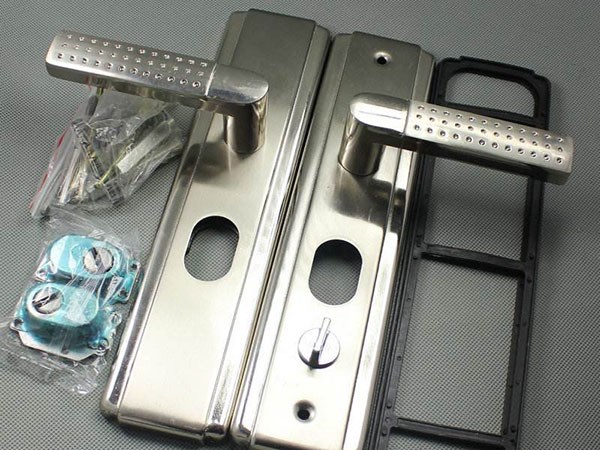 湛江安裝指紋鎖（密碼箱開(kāi)鎖電話）