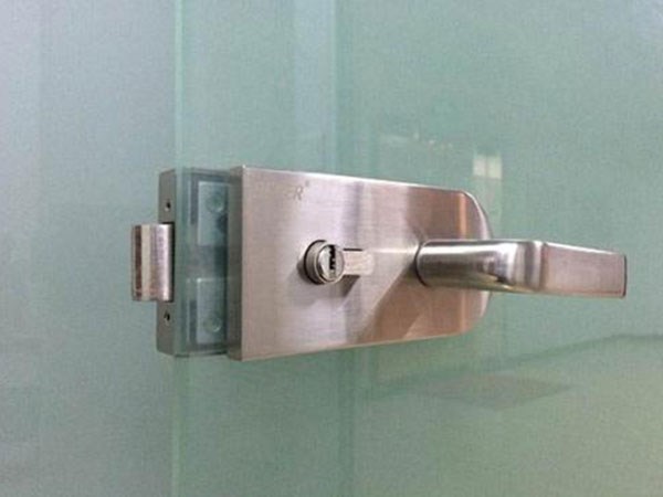 溫州開鎖價格(快速開鎖電話)