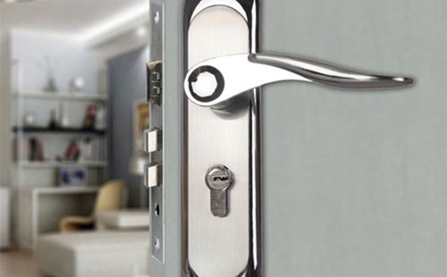 南通開(kāi)鎖（24小時(shí)換鎖電話）