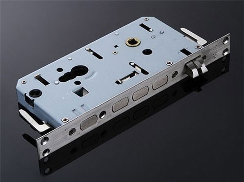 北碚區(qū)開鎖店（配車鑰匙）