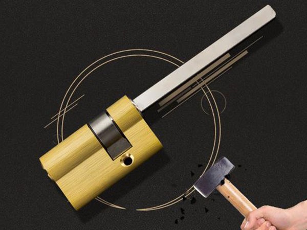 渝中區防盜門開鎖(配汽車鑰匙多少錢)